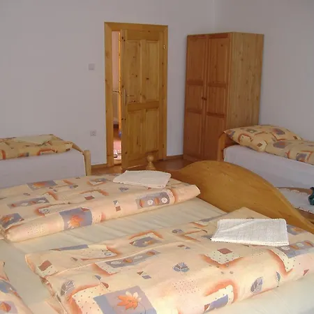 Fenyves Apartman Sarospatak Exterior photo