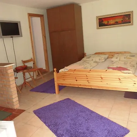 Fenyves Apartman Sarospatak Exterior photo