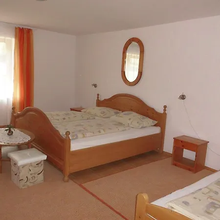 Fenyves Apartman Sarospatak Exterior photo