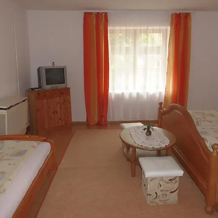 Fenyves Apartman Sarospatak Exterior photo