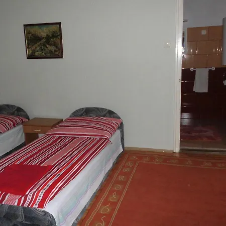 Fenyves Apartman Sarospatak Exterior photo