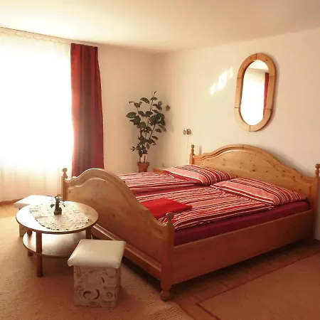 Fenyves Apartman Sarospatak Exterior photo